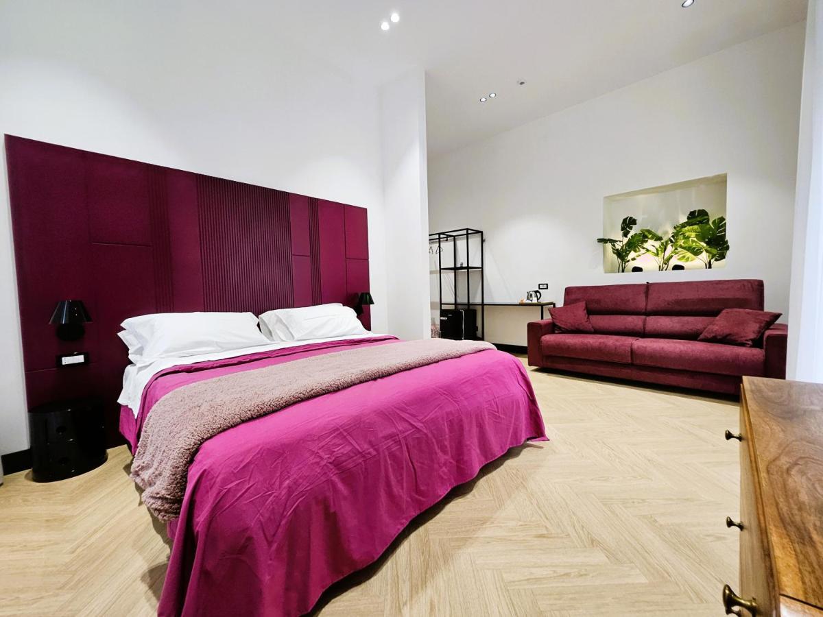 Orefici Place Napoli